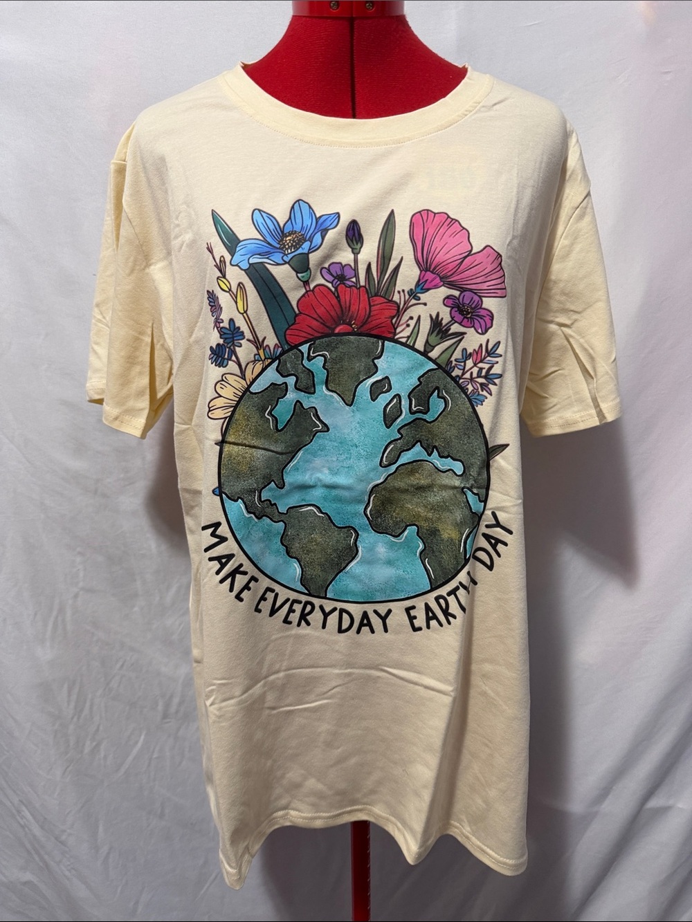 Graphic Earth Day Short Sleeve Tee - Cream